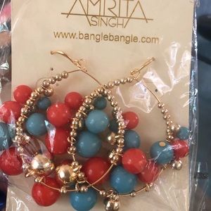 Amrita Singh gold hoop earrings NWT
